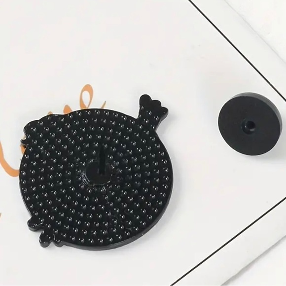 GHOSTBUSTERS- nostalgia Enamel pin--perfect for a gift & to add to bundle! - Picture 2 of 4